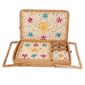 Ensemble de vaisselle bohème en bois rond avec incrustations florales colorées, plateau de pique-nique, sets de table et anneaux de serviette, durable et portable - Product Image 2