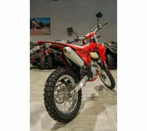 มอเตอร์ไซค์ GASGAS ES 700 รุ่นใหม่คุณภาพสูงแบบดูอัลสปอร์ต - Product Image 1