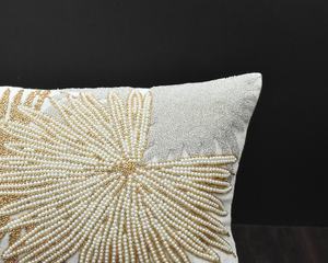 Funda de Cojín Decorativa de Lujo Hecha a Mano con Cuentas de Algodón y Bordados Personalizables para Sofá, Cama, Sillas y Decoración del Hogar - Product Image 3