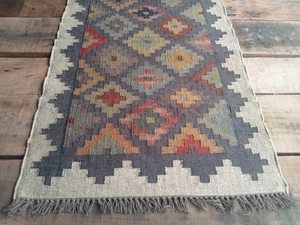 Tapis Kilim Géométrique Rectangulaire Fait Main Tufté à la Main en Laine, Acrylique et Latex Écologique à Poils Moyens pour Salon, Nettoyage Localisé - Product Image 5