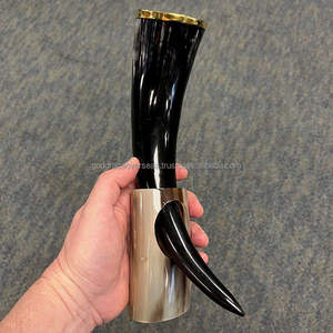 Corne à boire Viking Unique et authentique Fabriqué à partir de matériaux de haute qualité corne utilisée pour la bière hydromel - Product Image 4