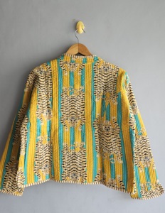 เสื้อแจ็คเก็ตผ้าควิลท์ คอจีน ลายเสือ สีเหลือง-น้ำเงิน ลายทาง แขนยาว สำหรับฤดูร้อน สวมใส่สบายๆ เหมาะเป็นของขวัญสำหรับเธอ - Product Image 6