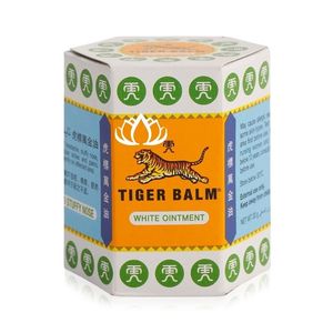 Ungüento Tiger Balm de VENTA RÁPIDA para aliviar el dolor de cabeza y relajar la tensión, ingredientes herbales limpios, seguro, suave, apoyo para la piel. - Product Image 1