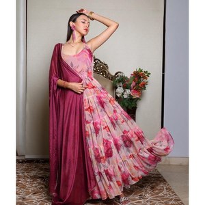Hermoso Traje Anarkali Estampado Digital Talla XS con Pantalón y Dupatta - Product Image 1