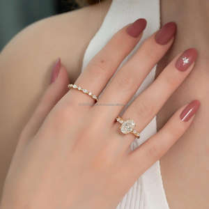 แหวนแต่งงาน/หมั้น ยูนิเซ็กซ์ ทองคำขาว 14k ประดับเพชรทรงวินเทจ ผลิตในห้องปฏิบัติการ IGI/GIA ของขวัญวันครบรอบ/งานเลี้ยง สำหรับเขา/เธอ - Product Image 2