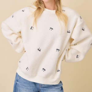 เสื้อสเวตเชิ้ตผู้หญิงปักลายโบว์ แขนยาว คอวี ผ้าพลัฌ สำหรับฤดูใบไม้ร่วง/ฤดูหนาว รับผลิตตามแบบ พร้อมขายส่ง - Product Image 1