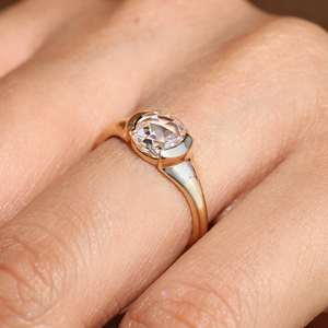 Elegante Anillo de Compromiso Solitario con Diamante de Corte Redondo, el Más Vendido, Joyería Nupcial de Laboratorio, Proveedor Mayorista en Línea - Product Image 2