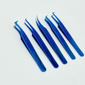 Pinzas de extensión de pestañas de acero inoxidable sostenibles japonesas profesionales 2025, volumen de fibra puntiaguda azul de Plasma, Etiqueta Privada - Product Image 5