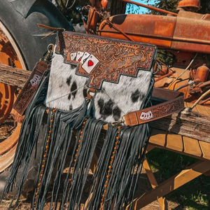 Bolso de mano de cuero repujado estilo western con flecos – Bolso de cuero repujado - Product Image 1