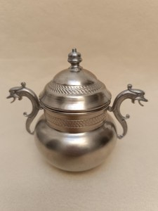 Azucarera de peltre vintage con diseño italiano y asas únicas, 95% MONDIAL PL PURO 95, copas de licor de metal, copas de azúcar de peltre. - Product Image 1