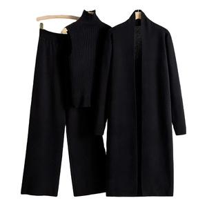 Ensemble de survêtement en laine noire pour femme, col roulé, coupe ample, style minimaliste, vêtements d'hiver, couleur unie, manteau long et pantalon - Product Image 1