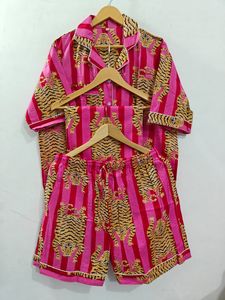 Ensemble de pyjama 3 pièces en coton imprimé tigre pour femme, respirant et confortable, vêtements de nuit faits main, style indien - Product Image 4