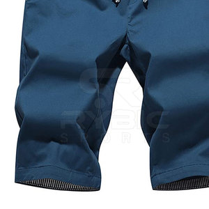 Shorts pour hommes en tissu respirant, doux au toucher et durable, pour les loisirs en plein air, prêts pour les voyages, style décontracté moderne et confortable, excellent rapport qualité-prix - Product Image 6