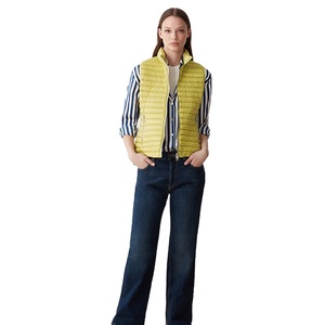 2026 New Design Streetwear Breathable Knitted Quilted Full Zipper Women's Sleeveless <b>Jacket</b> High Quality Regular Fit - Product Image 3