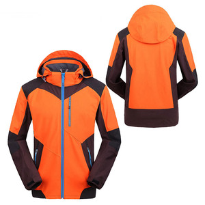 Veste à capuche unisexe en softshell orange, fermeture éclair, résistante à l'eau, coupe-vent, vêtements d'extérieur, coupe régulière, toutes saisons, matière polyester - Product Image 4