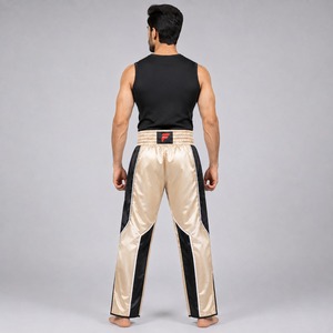 Pantalon de kick-boxing léger offrant un confort supérieur, une gestion optimale de l'humidité et une durabilité fiable pour chaque entraînement. - Product Image 2
