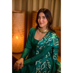 Belle robe de soirée et bas avec la taille Dupatta XS pour un look époustouflant - Product Image 6