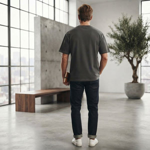Camiseta Oversize Gris Carbón para Hombre con Logotipo Bordado, Corte Holgado, Precio al por Mayor - Product Image 2