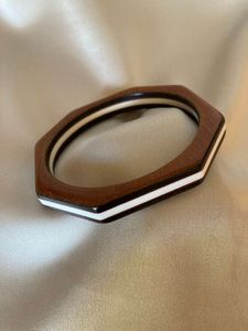 Brazalete de Resina Epoxi de Lujo con Textura Ondulada, Joyería Artística Hecha a Mano, Moda Femenina - Product Image 1