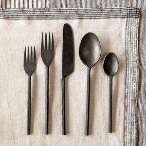 Sleek Metal Cutlery Set With <b>Matte</b> Black Finished Perfect For Enhancing The Look Of Dining <b>Tables</b> During Parties And Meals - Product Image 2