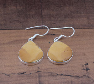 ต่างหูหยดน้ำประดับพลอยแจสเปอร์ธรรมชาติสุดหรู เงินแท้ 925 รูปทรงหยดน้ำ ดีไซน์โดดเด่น สวยสง่า เหมาะสำหรับวันเกิด งานแต่งงาน - Product Image 5