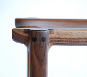 Taburete de Bar de Madera de Teca de Estilo Moderno y Rústico, Diseño Duradero para Sala de Estar, Hogar, Hotel y Fiestas - Product Image 3