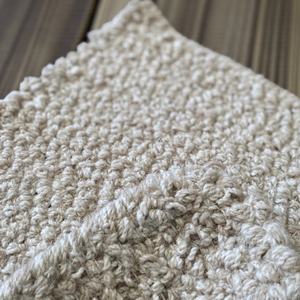 Tapis abstrait en laine feutrée de style corde beige crème tissé à la main |   Décoration bohème minimaliste moderne personnalisable |   Sol du salon et de la chambre - Product Image 5