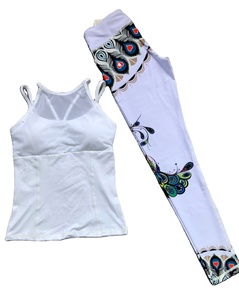 Traje de yoga a la moda para correr, Conjunto de sujetador corto y cruzado para mujer, conjunto deportivo de ocio para mujer, conjunto con estampado de sublimación de corbata de alta calidad - Product Image 1