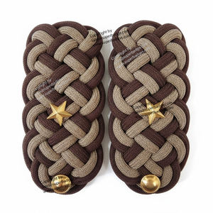 Meilleures épaulettes personnalisées marron enduites avec cordon de serrage et matériau torsadé durable à 3 brins pour uniformes de cérémonie - Product Image 4