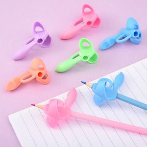 Corrector de Agarre para Bolígrafo de 5 y 3 Dedos, Protector para Práctica de Escritura - Product Image 2