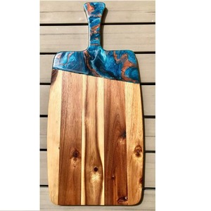 Planche à découper en bois rectangulaire la plus vendue avec poignée en résine turquoise – Bloc de découpe naturel et écologique - Product Image 5