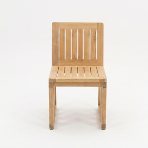 Silla Moderna Individual de Teca con Diseño de Listones, Muebles Duraderos para Parques al Aire Libre - Product Image 1