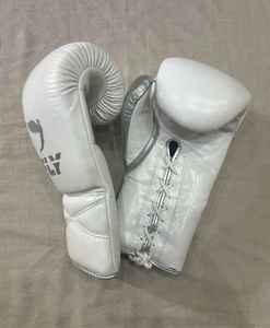 Guantes de Boxeo de Alta Calidad OEM, Cuero Vacuno Genuino, Correa Ajustable, Guantes de Boxeo para Entrenamiento y Gimnasio, Unisex - Product Image 5