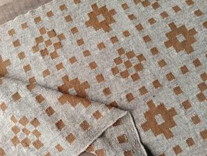 Tapis Kilim Géométrique Rectangulaire Fait Main Tufté à la Main en Laine Écologique à Poil Moyen avec Dos en Latex Nettoyage Localisé Décoration de Salon - Product Image 1