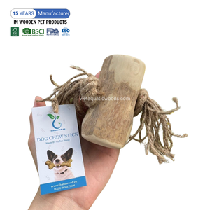 Bâton à mâcher pour chien en bois naturel, forme cylindrique, jouet durable pour chiens - Product Image 4