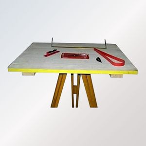 Ensemble de topographie avec table plane - Planche à dessin en bois avec trépied et kit d'instruments d'arpentage - Product Image 1