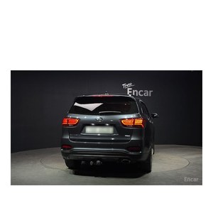 Kia Sorento 2019 con Motor 2.0 Turbo 4WD, 78,882 km, Volante a la Izquierda, Caja de Cambios Automática, Estándar de Emisiones Euro V, Asientos de Cuero - Product Image 4