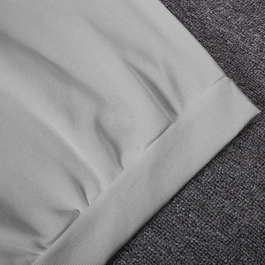 Sudadera con Capucha Premium para Mujer, 480 GSM, Algodón y Poliéster, Forro Polar Cálido, Estilo Casual Urbano, Proveedor OEM de Marca Privada - Product Image 3