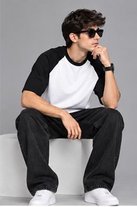 Camiseta de Manga Raglán Blanca y Negra para Hombre, Corte Regular, Cuello Redondo, Informal, 100% Algodón Jersey, Estilo Urbano, Color Sólido, Secado Rápido - Product Image 5