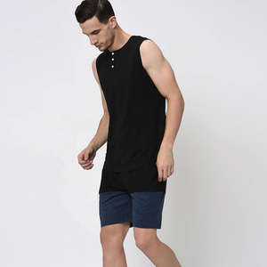 Nuevos pantalones cortos de entrenamiento de diseñador, pantalones cortos de algodón personalizados de estilo urbano con cinta reflectante para hombre - Product Image 3