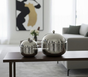 Juego de dos ollas para calentar alimentos, con acabado martillado y pulido espejo, hechas a mano, de diseño, de alta calidad, de lujo, nuevas, de metal. - Product Image 1