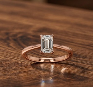 Prêt à être expédié, bague solitaire en diamant de laboratoire de 2 carats, couleur V E, certifiée IGI, platine 950, diamant émeraude certifié IGI, pour tous les jours - Product Image 4
