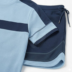 Ensemble t-shirt et short décontracté moderne pour homme, tissu doux au toucher, conçu pour le confort estival, les voyages et la maison - Product Image 5