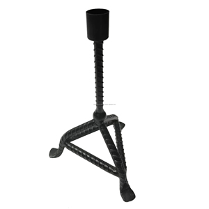 Petit bougeoir conique avec base triangulaire Bougeoirs en fer forgé pour la décoration de la maison Mariage et fête - Product Image 4