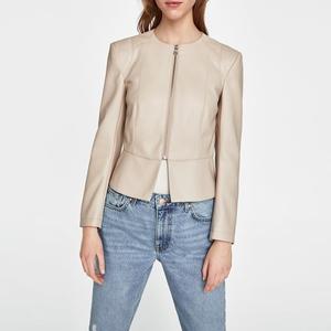 Chaqueta de Cuero Estilo Motero con Relleno de Algodón, Cierre de Cremallera, Cuello Solapa en V, Mangas Largas, Bolsillos con Cremallera, Chaqueta de Cuero con Múltiples Detalles - Product Image 3