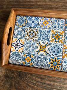 Bandeja rectangular de madera con diseño de azulejos mediterráneos, vajilla decorativa hecha a mano para fiestas, desayunos y cenas. - Product Image 2