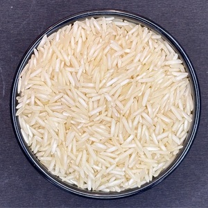 Riz Basmati Premium 1121 à grains extra longs, au goût naturellement aromatique et à la texture élégante, pour les marchés alimentaires de qualité. - Product Image 2