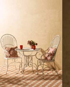 Ensemble de meubles d'extérieur vintage en fer de qualité supérieure pour jardin, patio, balcon, avec un design métallique décoratif et un look classique - Product Image 1