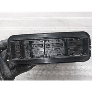 ECU และโมดูลคอมพิวเตอร์มือสองสำหรับรถยนต์ซีรีส์ 3 รุ่น 851229201 - Product Image 2