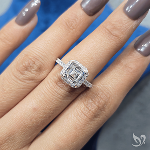 แหวนเพชรทรง Asscher 3 กะรัต เพาะเลี้ยงในห้องปฏิบัติการ ประดับด้วยเพชรแบบ Halo ได้รับการรับรองจาก IGI ตัวเรือนทองคำขาว 10K ประดับเพชรแบบ Pave สำหรับแหวนหมั้น - Product Image 4